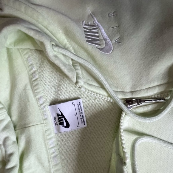 Nike Women's Light Cream and Yellow Zip-Up Jacket - Picture 5 of 11